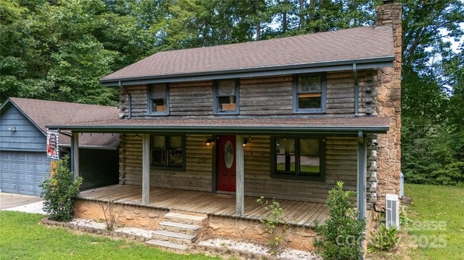 Building Photo - 2038 Toms Creek Rd