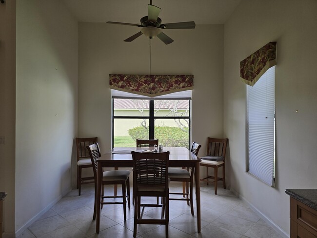 Building Photo - 9574 Tivoli Isles Blvd
