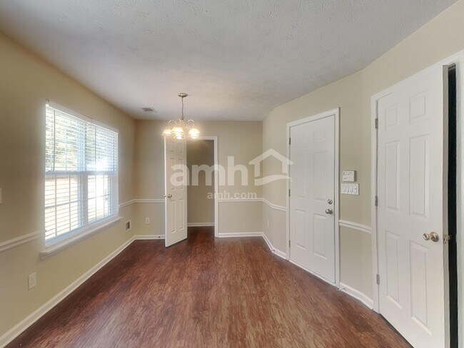 Building Photo - 3870 Brushymill Ct