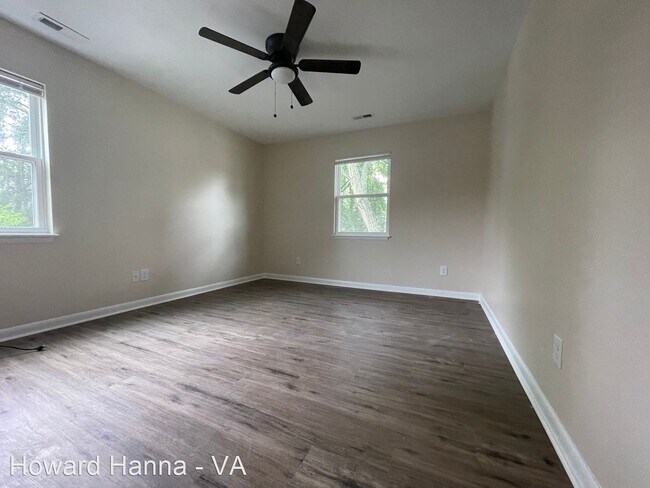Building Photo - 3 br, 2.5 bath House - 8535 Devon Street