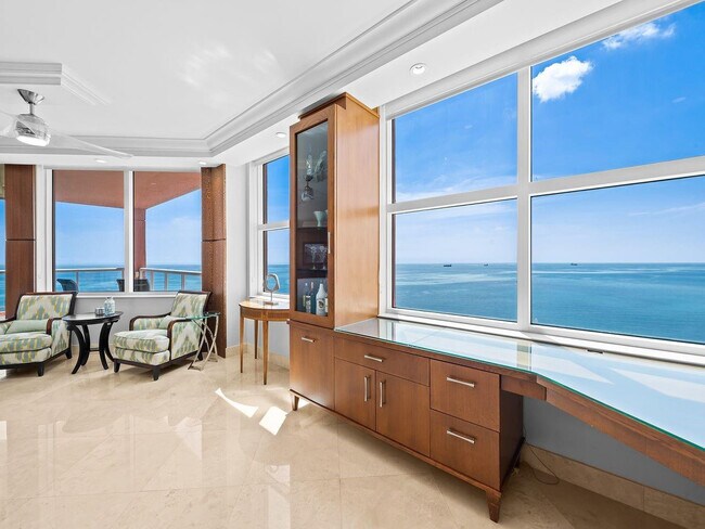 Building Photo - 2110 N Ocean Blvd