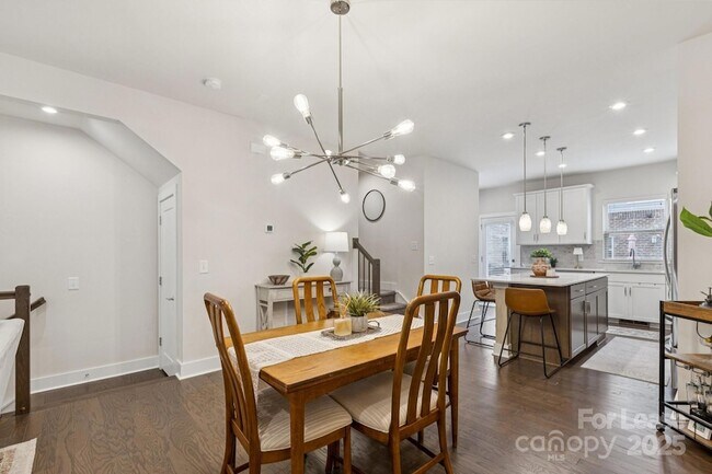 Building Photo - 12106 Brooklyn Ave