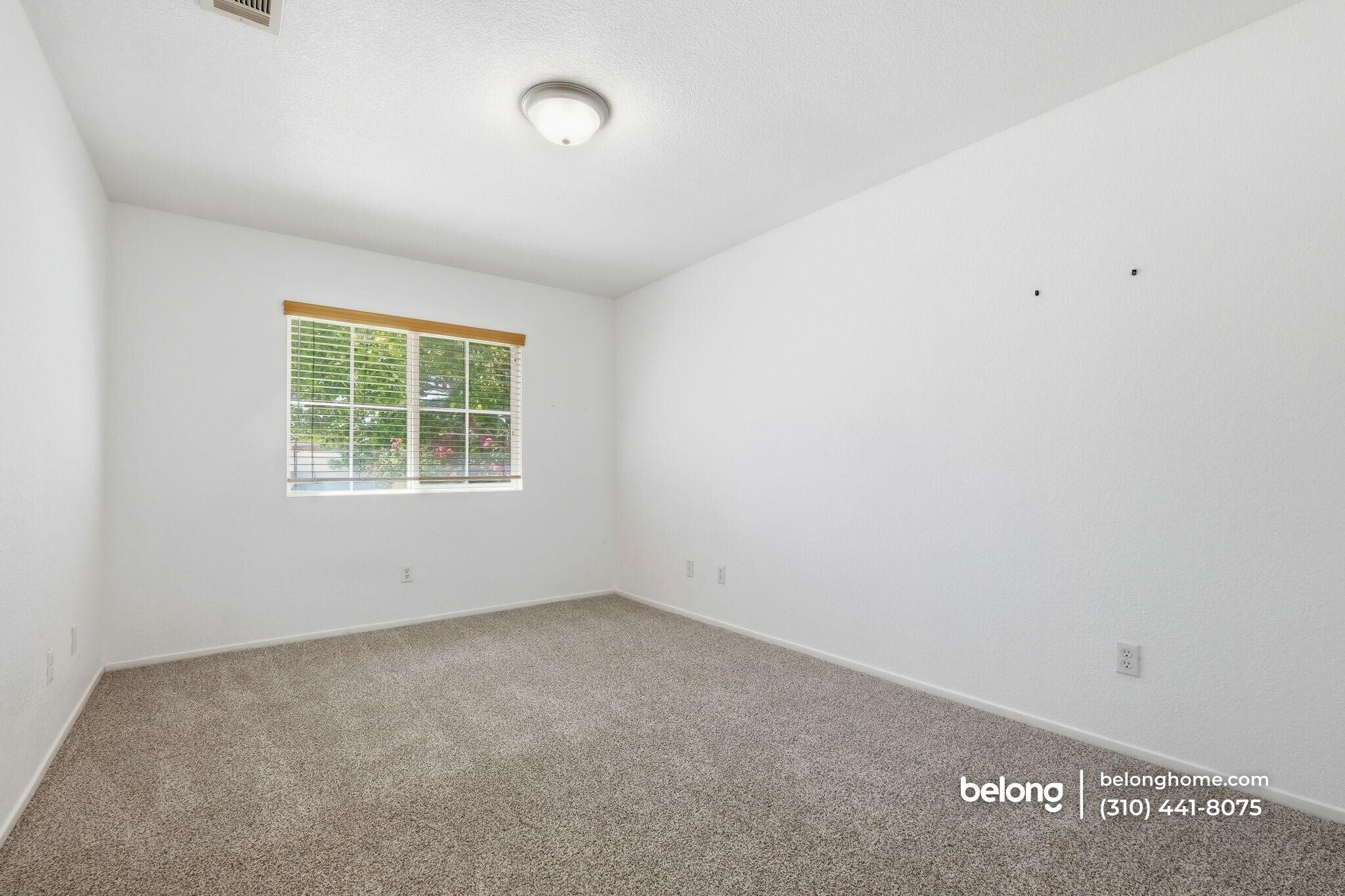 Building Photo - 45444 Spahn Ln