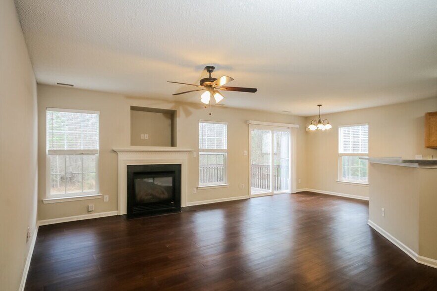 Building Photo - 10319 Gold Pan Rd