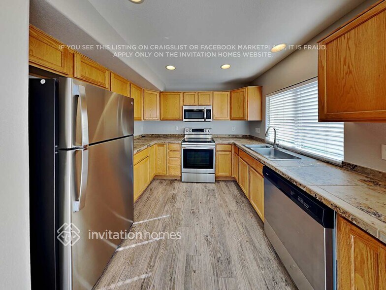 Building Photo - 5072 S Himalaya Ct