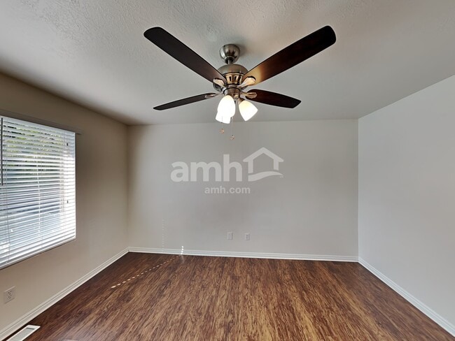 Building Photo - 2362 S 50 E