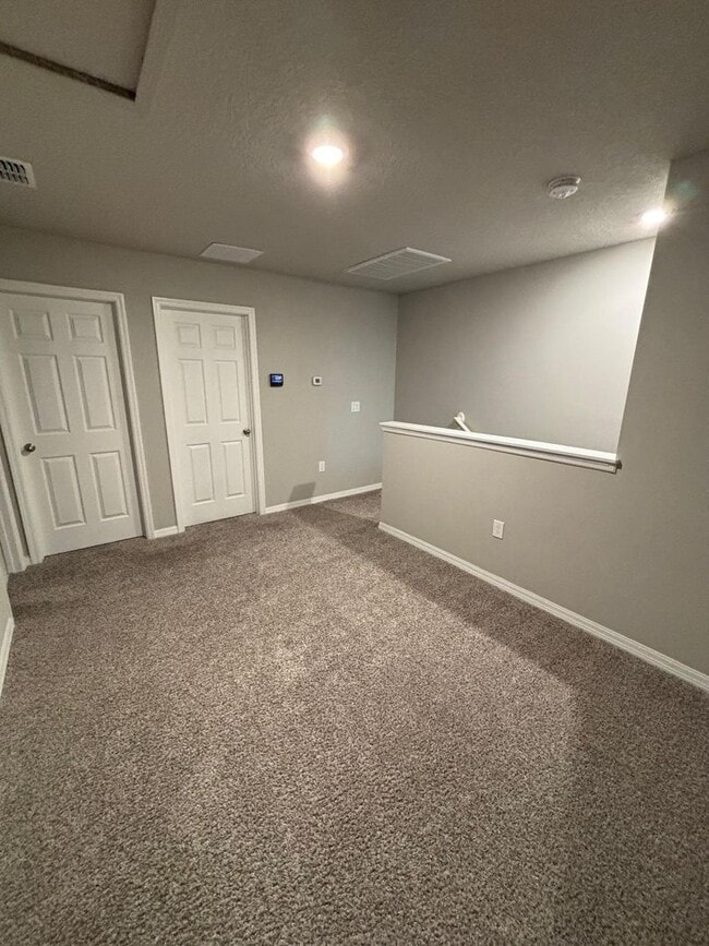 Building Photo - 431 Legacy Lp