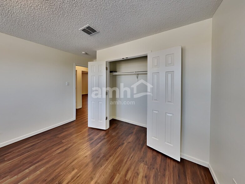 Building Photo - 3062 Limestone Hill Ln