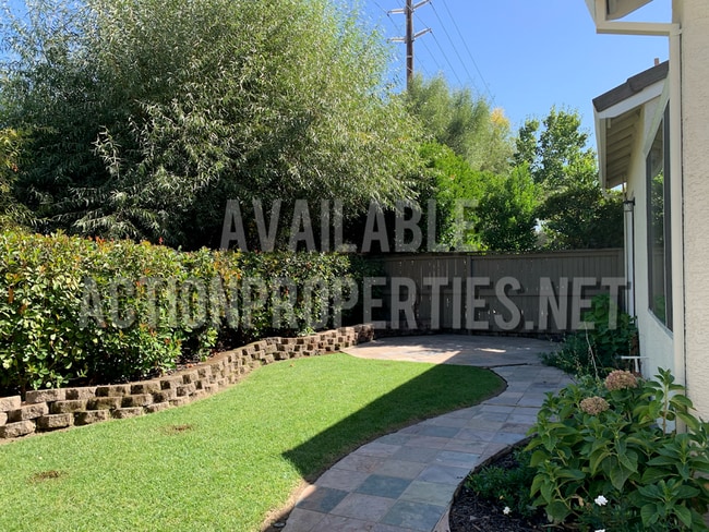 Building Photo - East Roseville Single Story, Gated Front C...