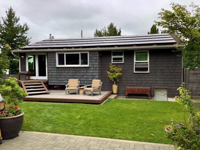 Building Photo - 3Bd/2Ba Seattle Home