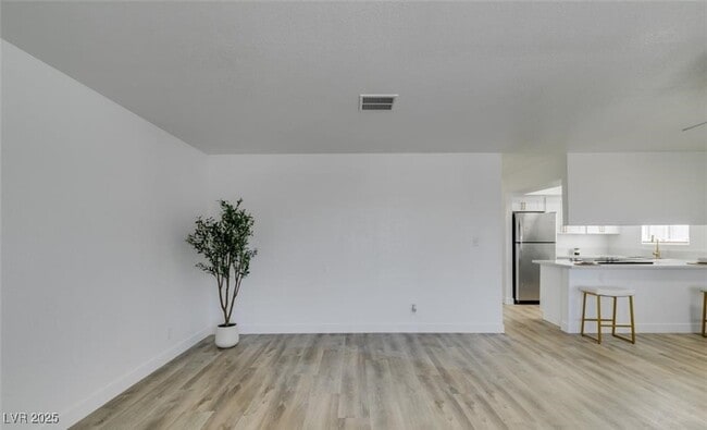 Building Photo - 6932 Kilgore Dr