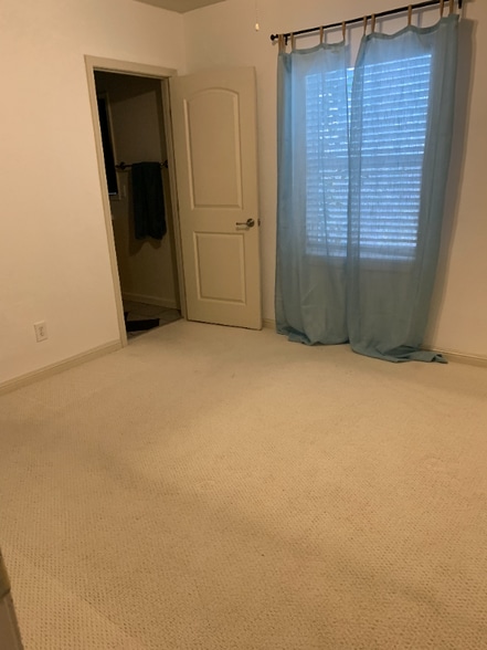 Building Photo - 360 W Highland Ave