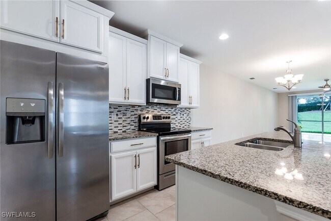Building Photo - 14533 Edgewater Cir