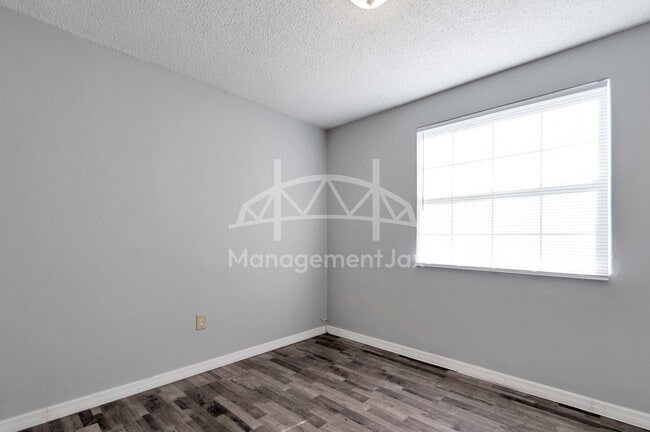Building Photo - 6746 Helston Ct