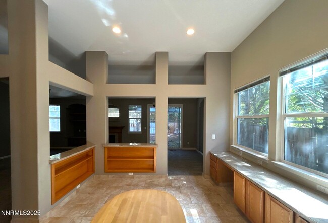 Building Photo - 2662 Pride Dr