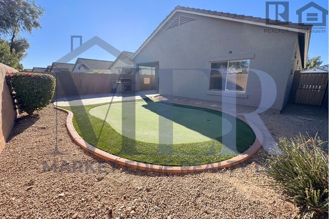 Building Photo - 3Bed/2Bath Home at Cotton Ln/Greenway Rd! $399 MOVE-IN SPECIAL! Ready for Immediate Move-In!