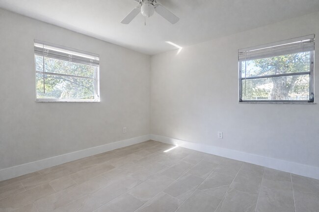 Building Photo - Beautifully Fully Remodeled 3-Bedroom Home with Carport, Indoor Laundry & Huge Fenced Yard!