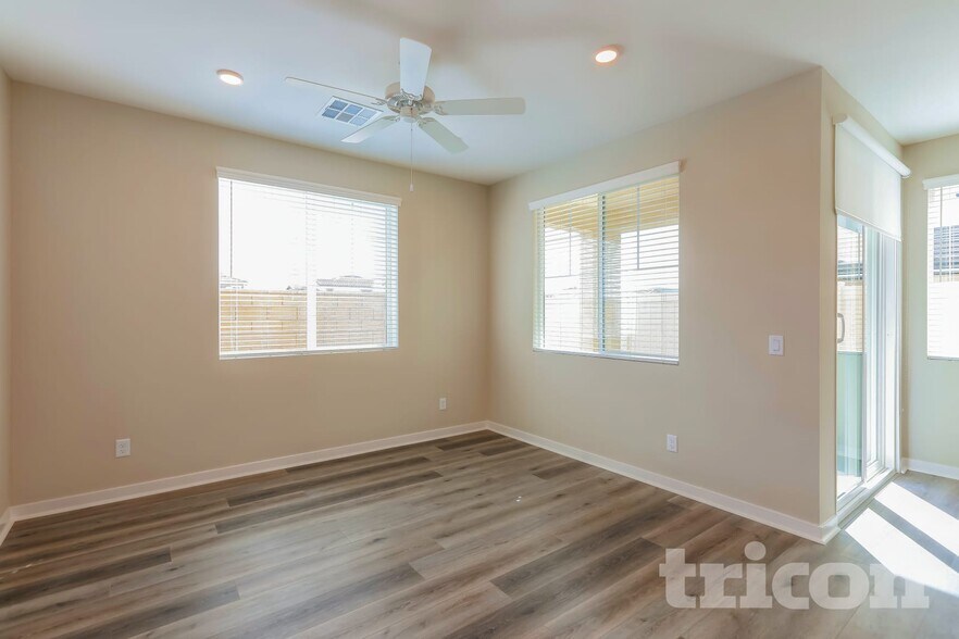 Building Photo - 31654 Rosetta St