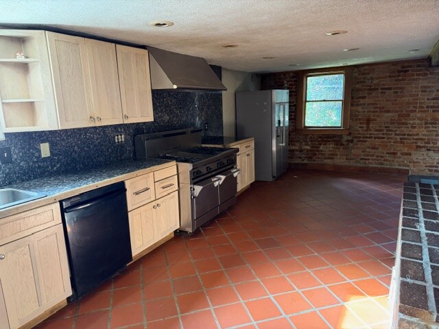 Building Photo - 1906 Pennsylvania Ave