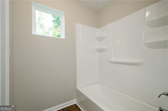 Building Photo - 10840 Mortons Crossing