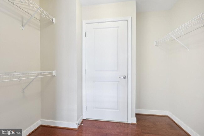 Building Photo - 155 Potomac Passage