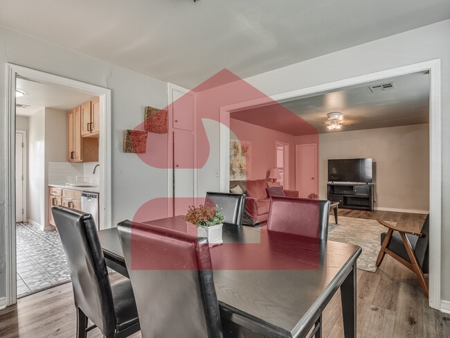 Building Photo - 2926 NW 72nd St