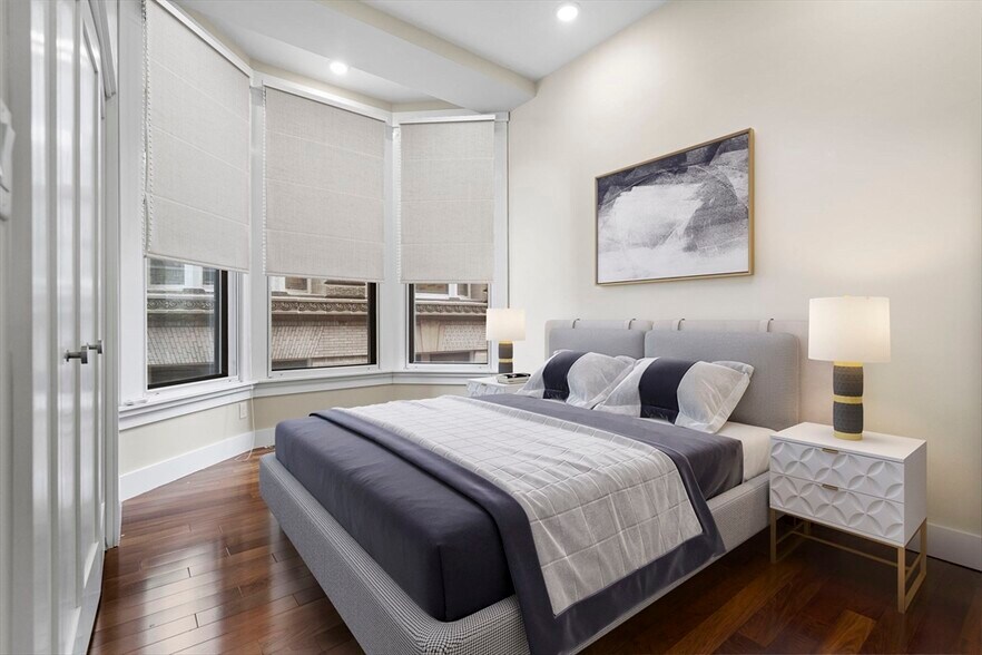 Building Photo - 132 Boylston St