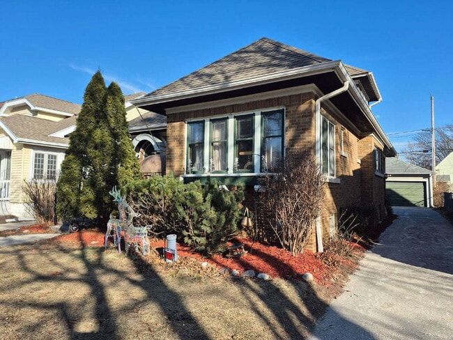 Building Photo - 1524 N 60th St