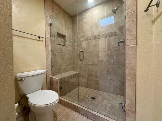 Building Photo - Foothills Hideaway