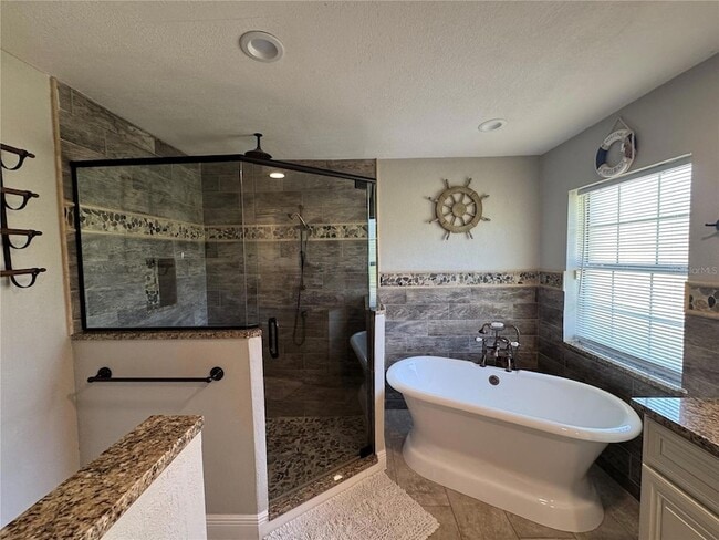 Building Photo - 5615 SW 138th Terrace