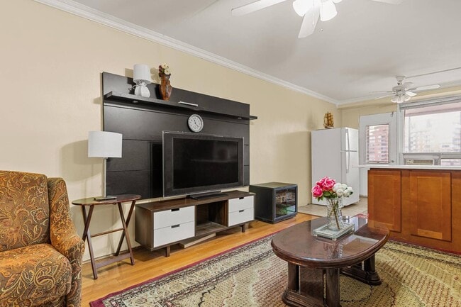 Building Photo - 61-15 98th St