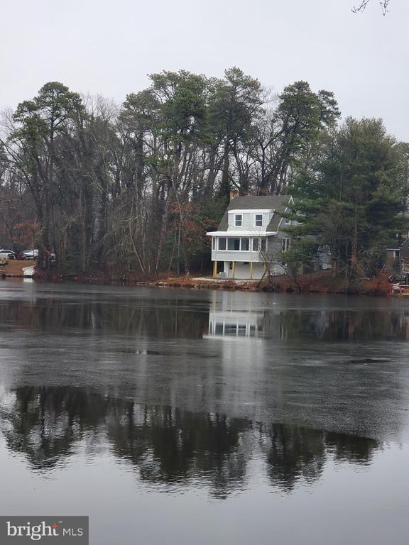 Building Photo - 9 Butler Ct