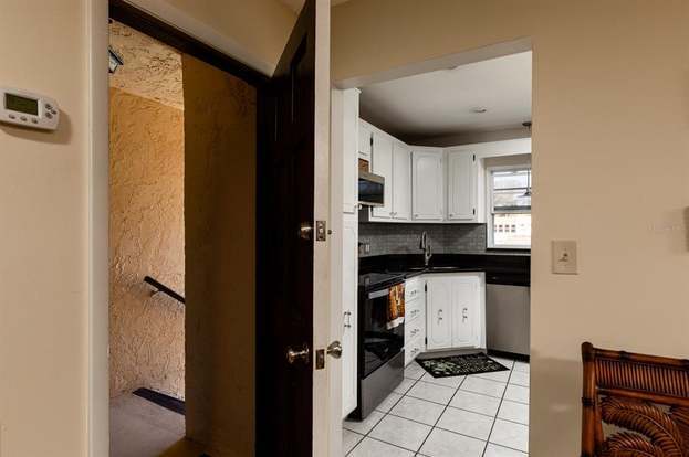 Building Photo - 206 Cedarwood Cir