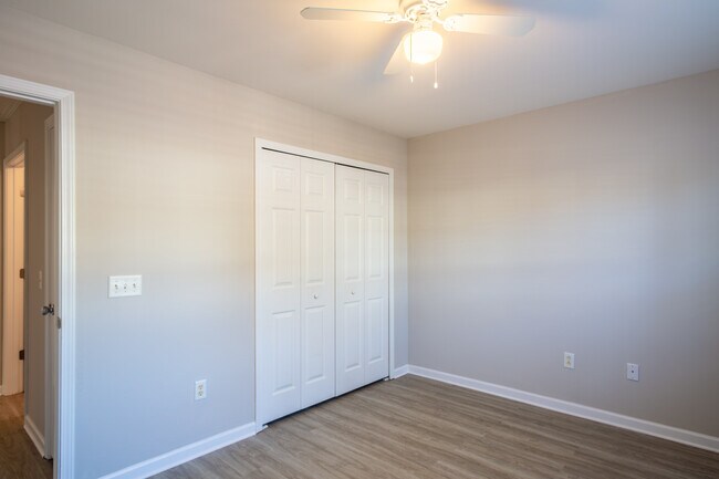 Building Photo - 192 Sonata Cir