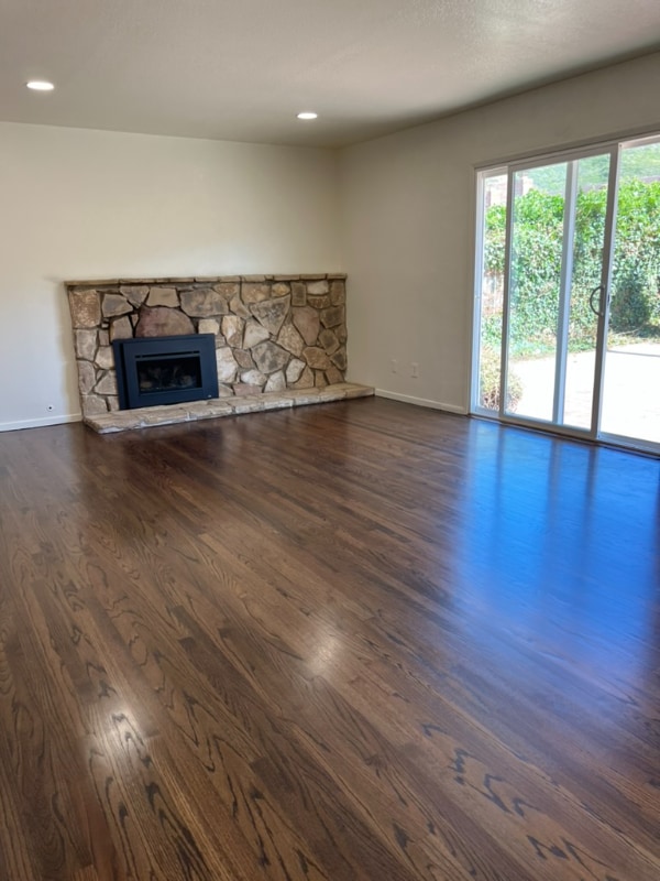 Building Photo - 908 W Loquat Ct