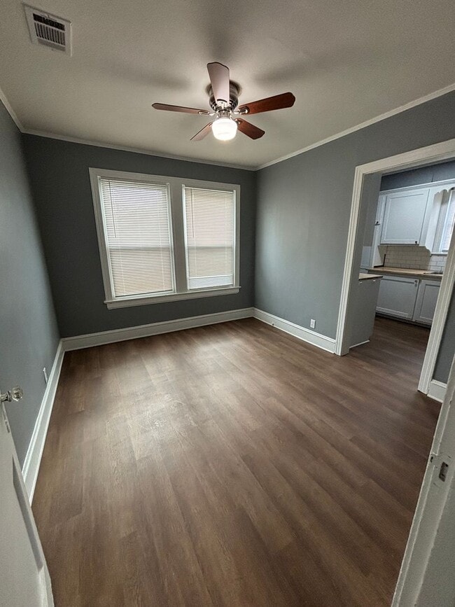 Building Photo - E Merrick