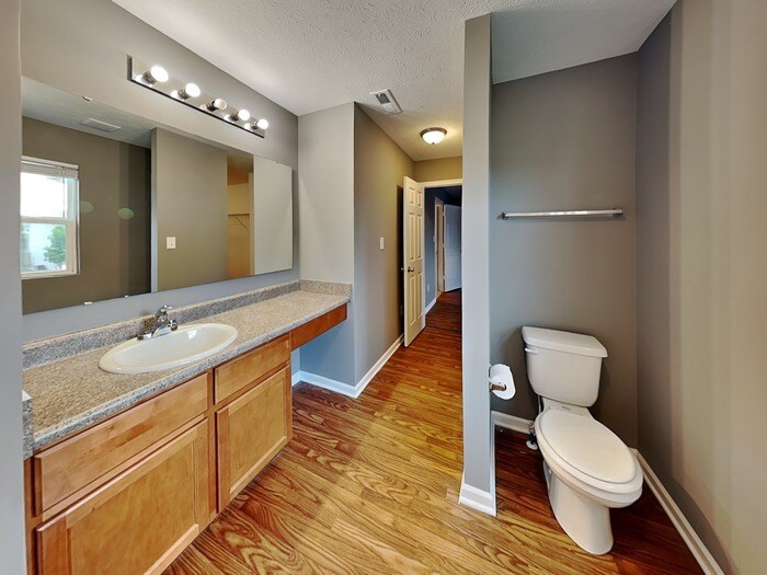 Building Photo - 2832 Wolfgang Way