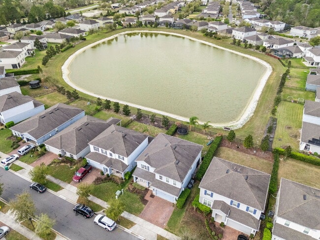 Building Photo - 1606 Chelsea Manor Cir