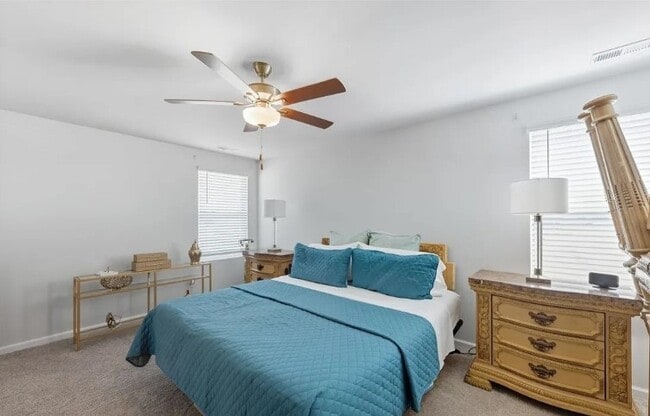 Building Photo - 112 Arlington Dr