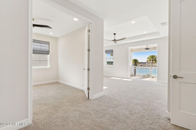 Building Photo - 401 Marquesa Cir