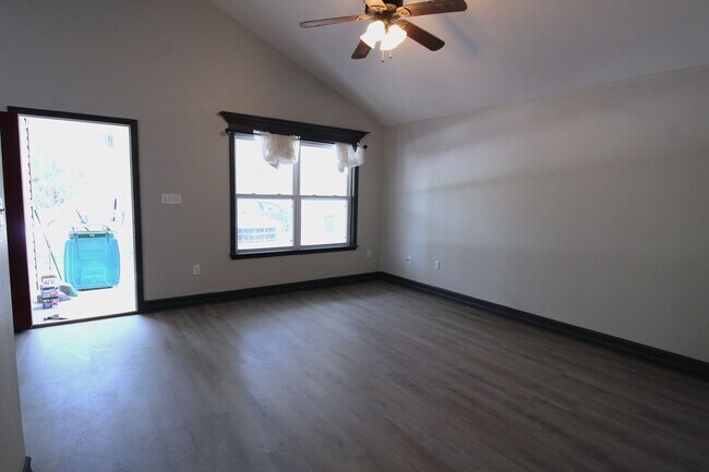 Building Photo - 3-Bedroom Coming Soon In June!