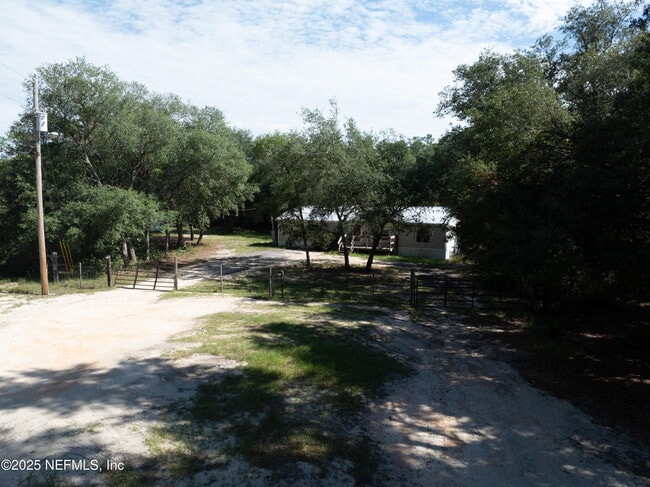 Building Photo - 7463 Lilly Ct