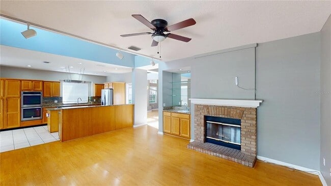 Building Photo - 17833 Green Willow Dr