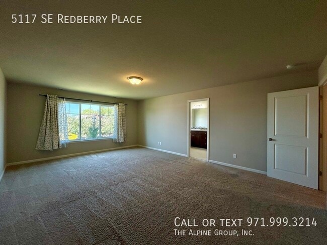 Building Photo - 5117 SE Redberry Pl