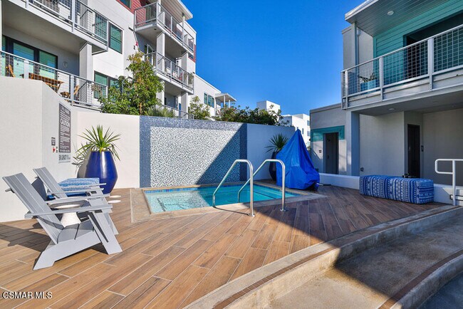 Building Photo - 1012 Vista del Mar Pl.