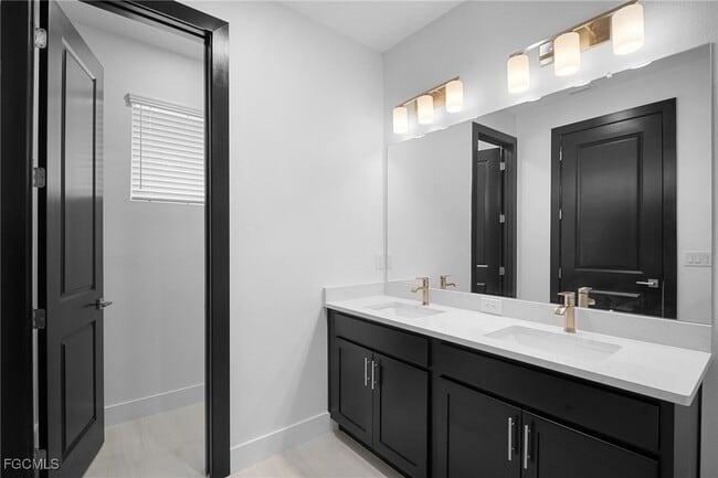 Building Photo - 3115 Tulsa Ave