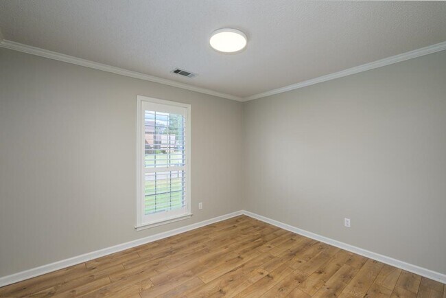 Building Photo - 3114 Shadow Green Ln