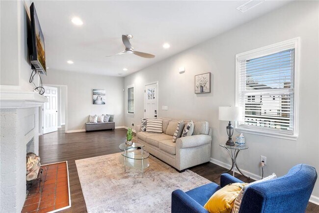 Building Photo - 1585 Archer St SW