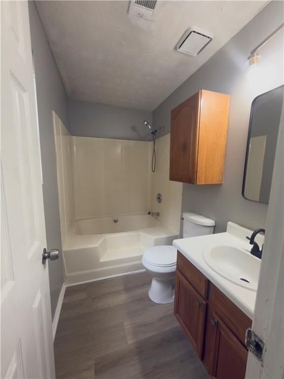 Building Photo - 1579 Picadilly Ct NE