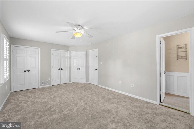 Building Photo - 4527 Sawgrass Ct